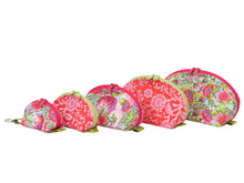 Load image into Gallery viewer, Clam Up, Zippered Pouches, Patterns by Annie