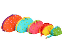 Load image into Gallery viewer, Clam Up, Zippered Pouches, Patterns by Annie
