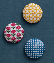 Load image into Gallery viewer, LECIEN COSMO Jizashi Counted Stitch Covered Buttons Sewing Kit, No. 2301 Garden design