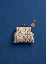 Load image into Gallery viewer, LECIEN COSMO Jizashi Counted Stitch Gamaguchi Kiss-lock Purse Sewing Kit, No. 2308 Yellow Berries