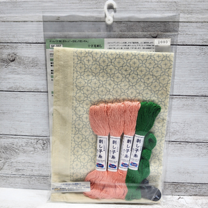 Olympus #SK-337 Japanese Sashiko Hitomezashi Placement Kit - Cross Flowers (Ecru)