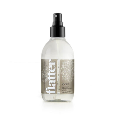 Soak Flatter, Lacey (Smoothing Spray)
