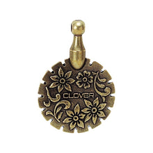 Load image into Gallery viewer, Clover - Thread Cutter Pendant (Antique Gold)