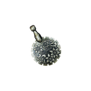 Clover - Thread Cutter Pendant (Antique Silver)